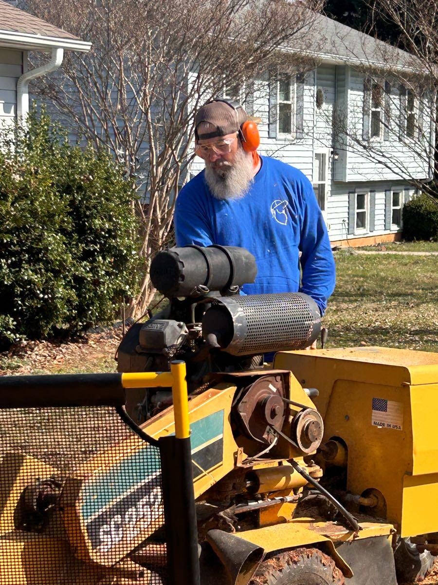 Lonnie Southern grinding a stump